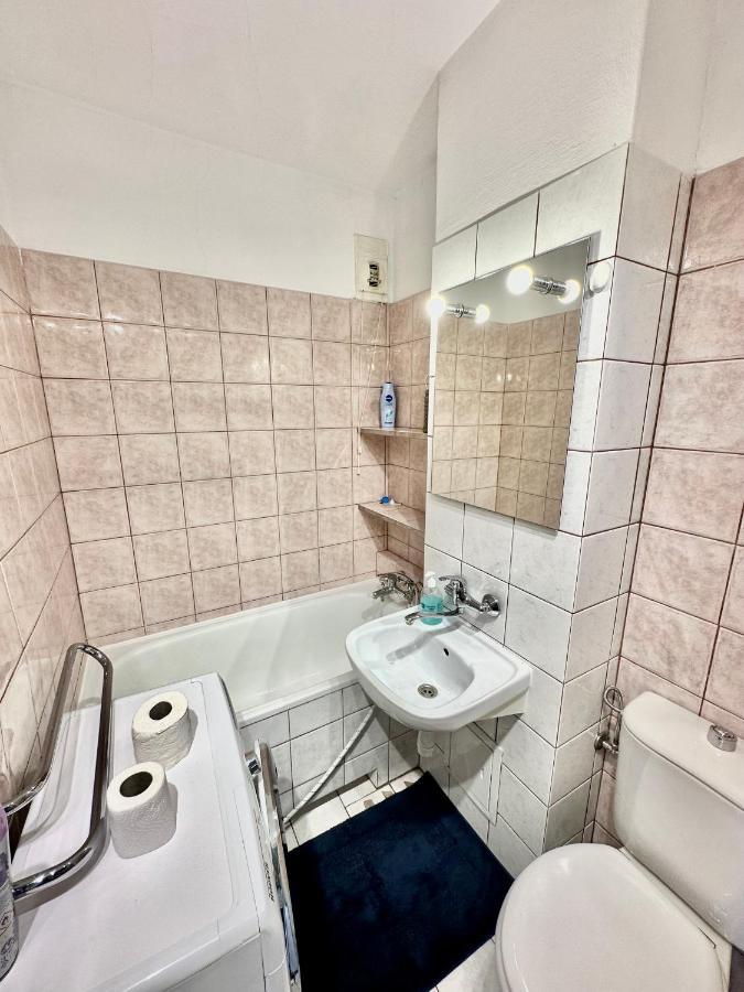 Super Apartament Grey Centrum 2X Metro Fast Wifi 300 Mbs Netflix Appletv Smarttv Spotify Panorama Miasta Warsaw Exterior photo